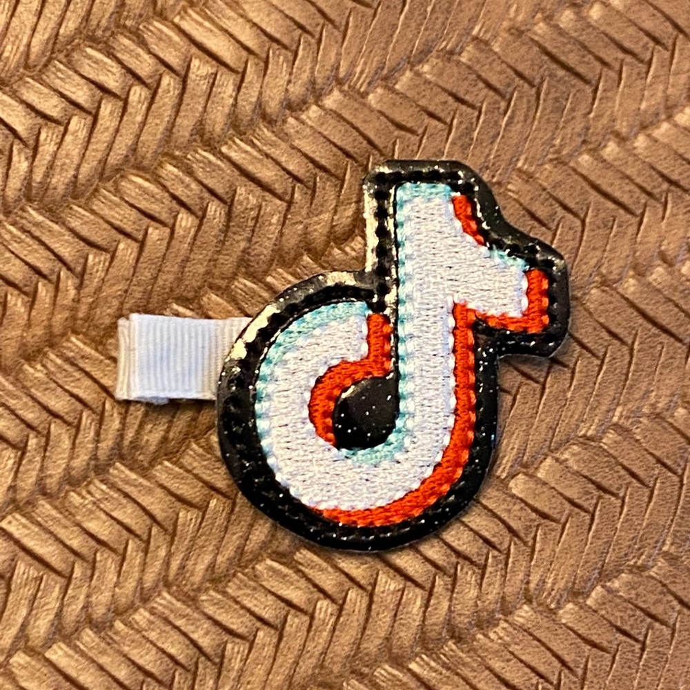 Trendy app hair clip